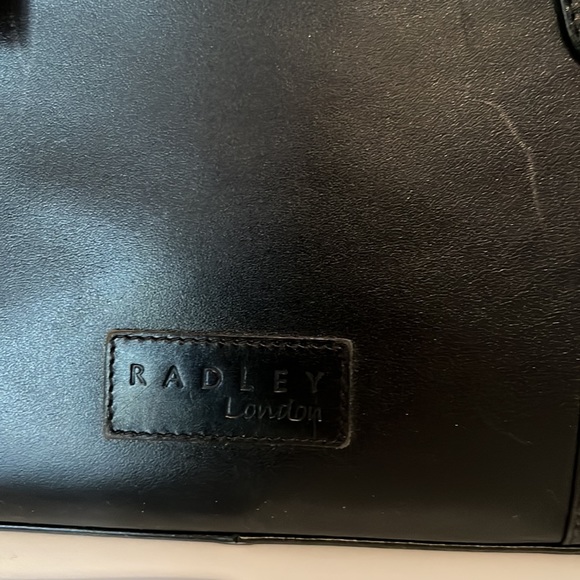 Radley London genuine leather laptop/ handbag. - Picture 2 of 5